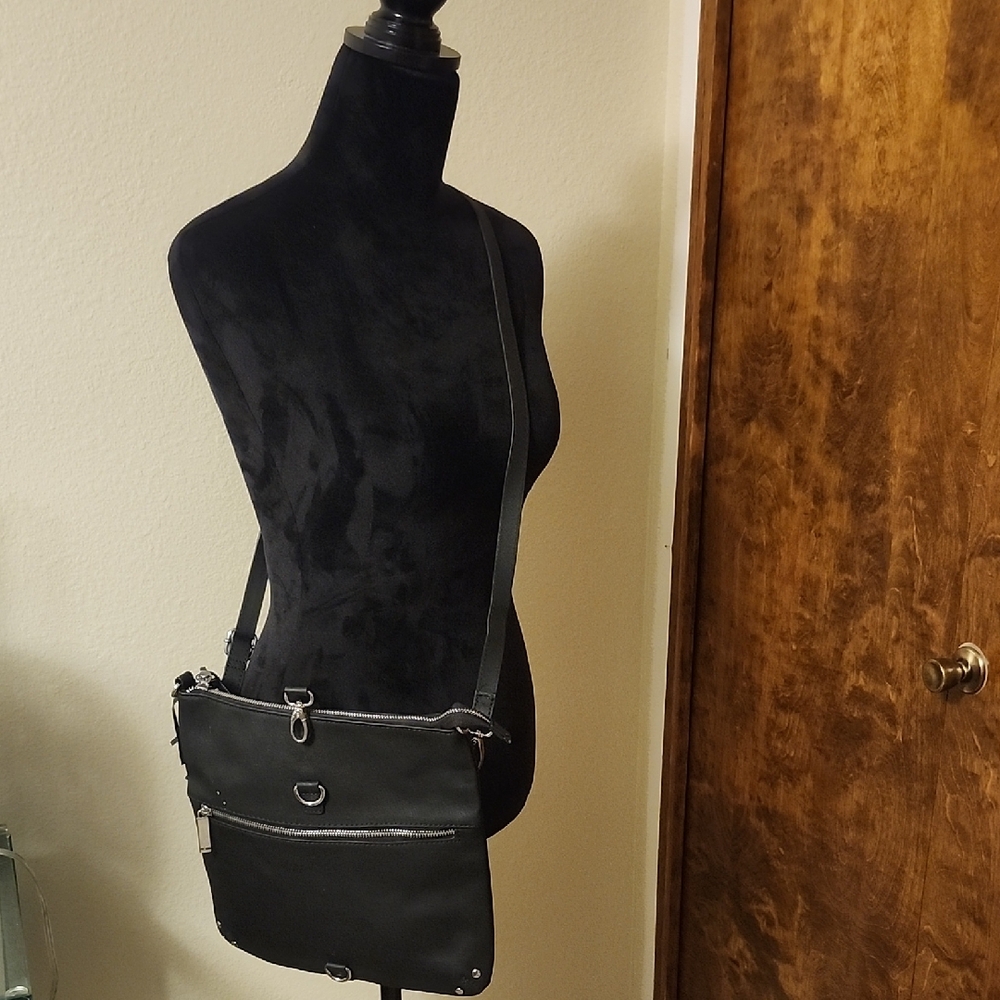 Elegant Black Crossbody Bag